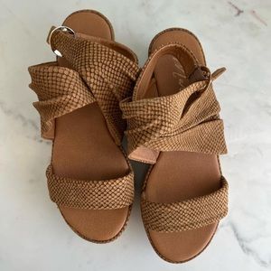 Matisse Platform Sandals Size 9 - Great Condition